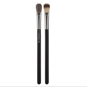 🆕 MAC 234 Split Fibre Eye Blending Brush